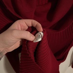 ▪️turtle neck sweater dress, burgundy lightly worn!